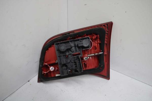 FEU ARRIERE GAUCHE AUDI A6 4F 2004-2011 BREAK - Vue 2